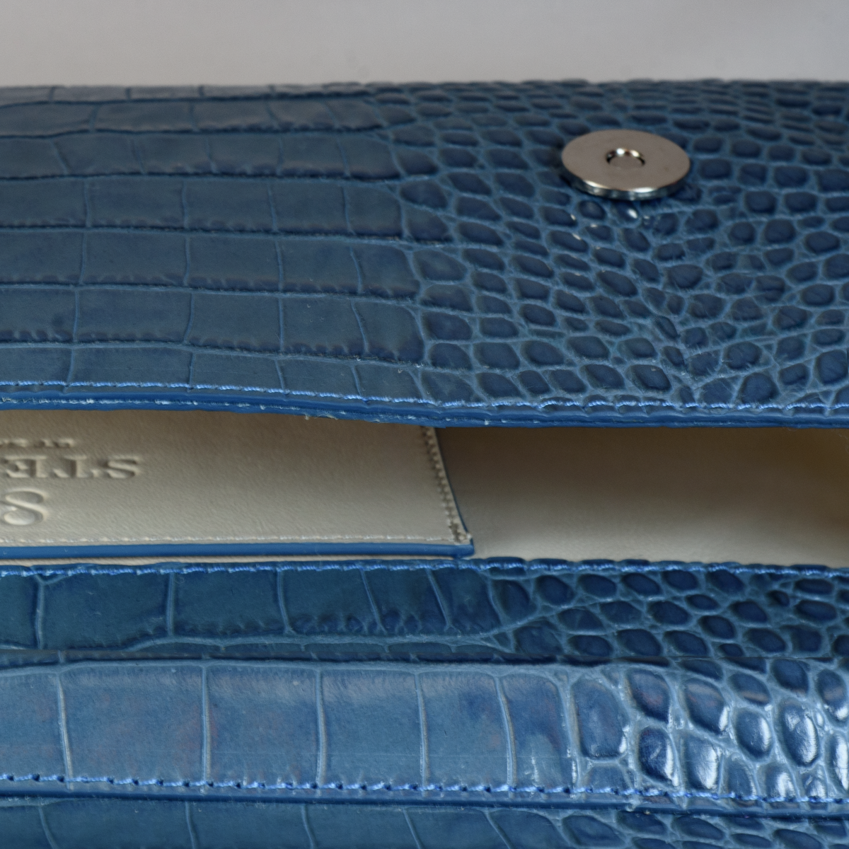 Valentina Croc Set in Shadow Blue