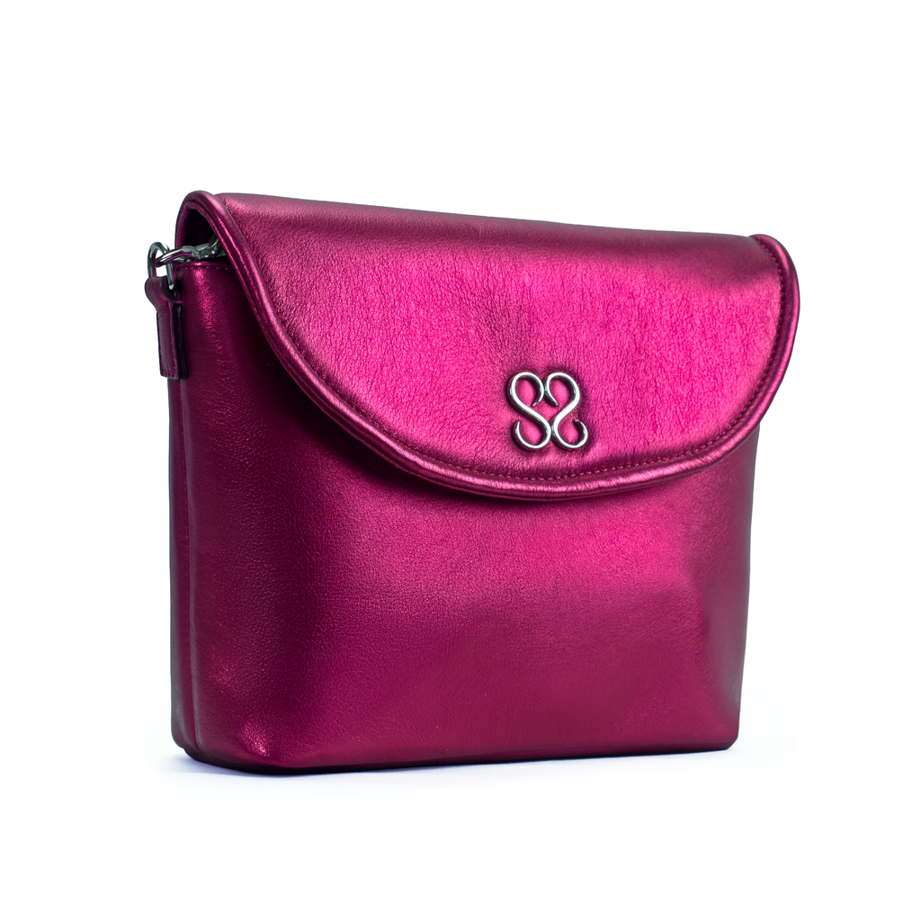 Avalyn Clutch in Raspberry