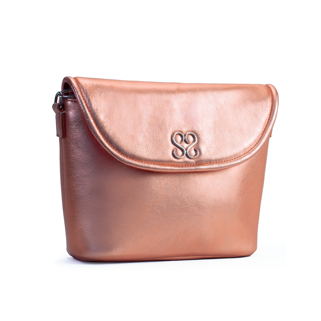 Avalyn Clutch in Nude